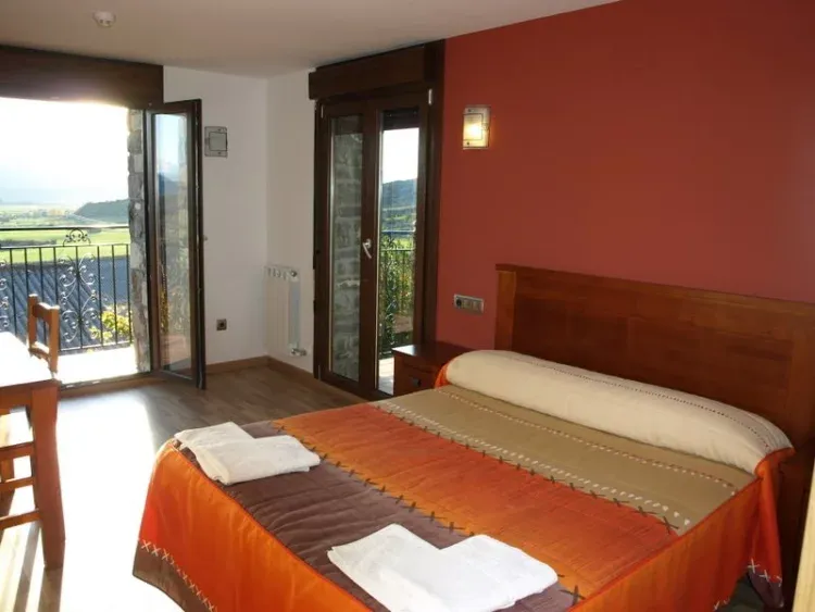 Imagen de habitación cama de matrimonio