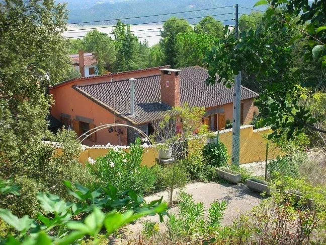 Imagen de Vista exterior de la casa.