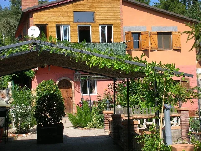 Imagen de fachada de la casa
