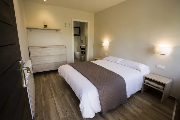 Imagen de HN cama de 1,50m. de dureza firme. 