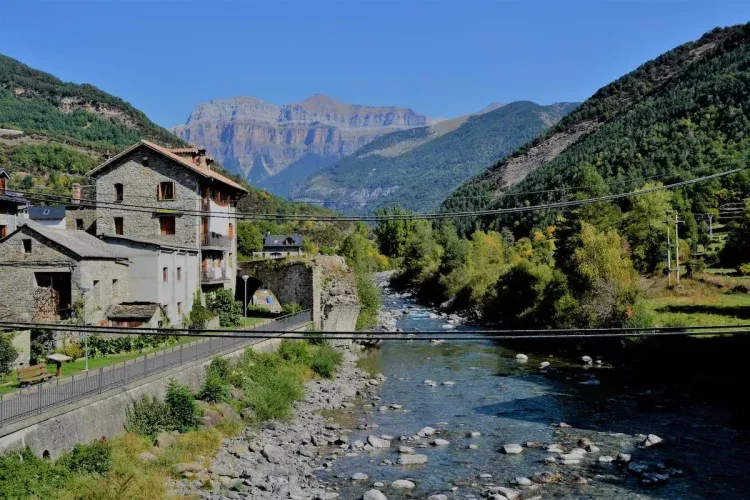 Imagen de Alrededores