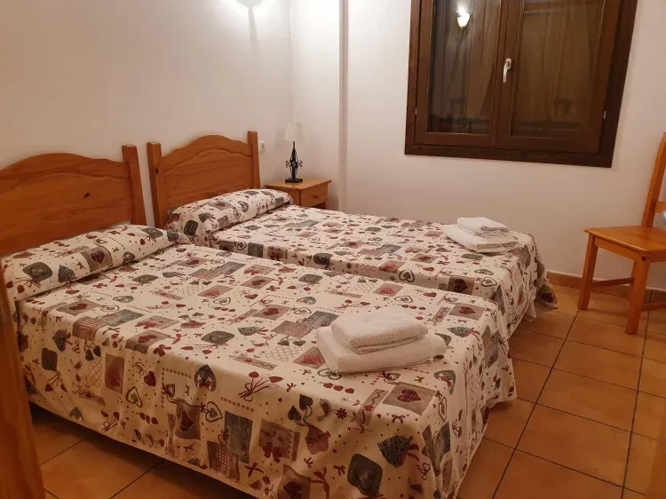 Imagen de Habitación con dos camas