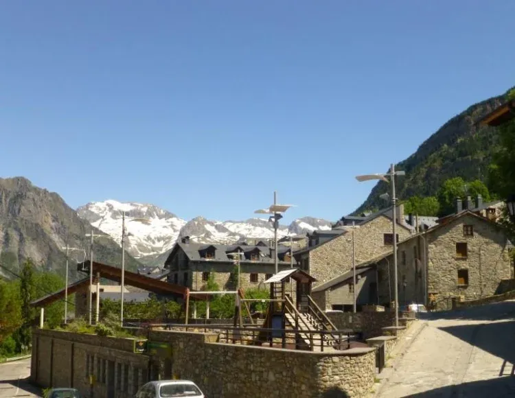 Imagen de Alrededores