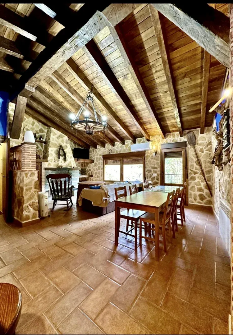 Imagen de Salón-Comedor (Chimenea- Aire acondicionado)