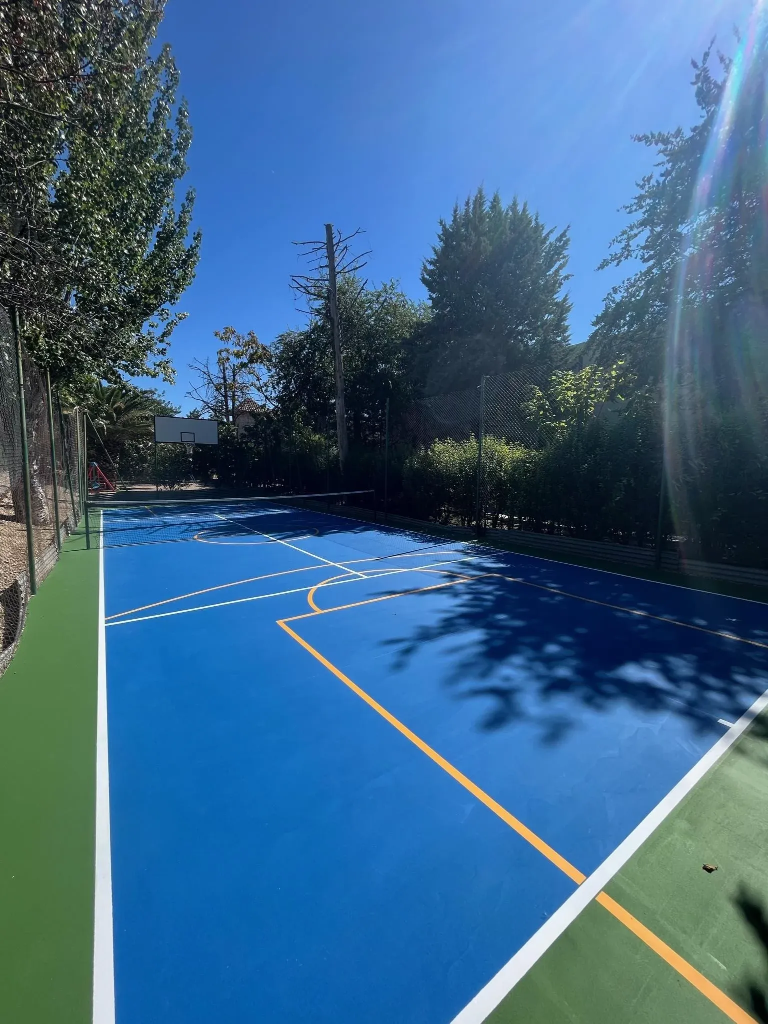 Imagen de Pista deportiva. Tenis, baloncesto, fútbol…
