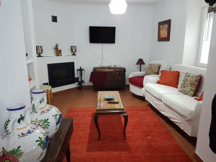 Imagen de Salón con chimenea