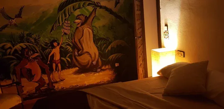 Imagen de Vista de uno de los dormitorios de la vivienda.