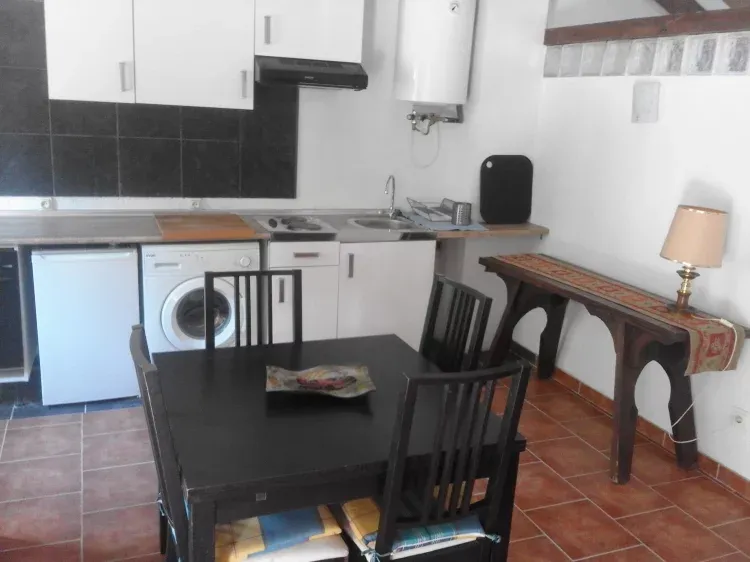 Imagen de salón y cocina office