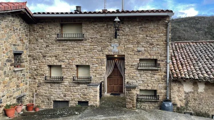 Imagen de Fachada de la casa. entrada principal
