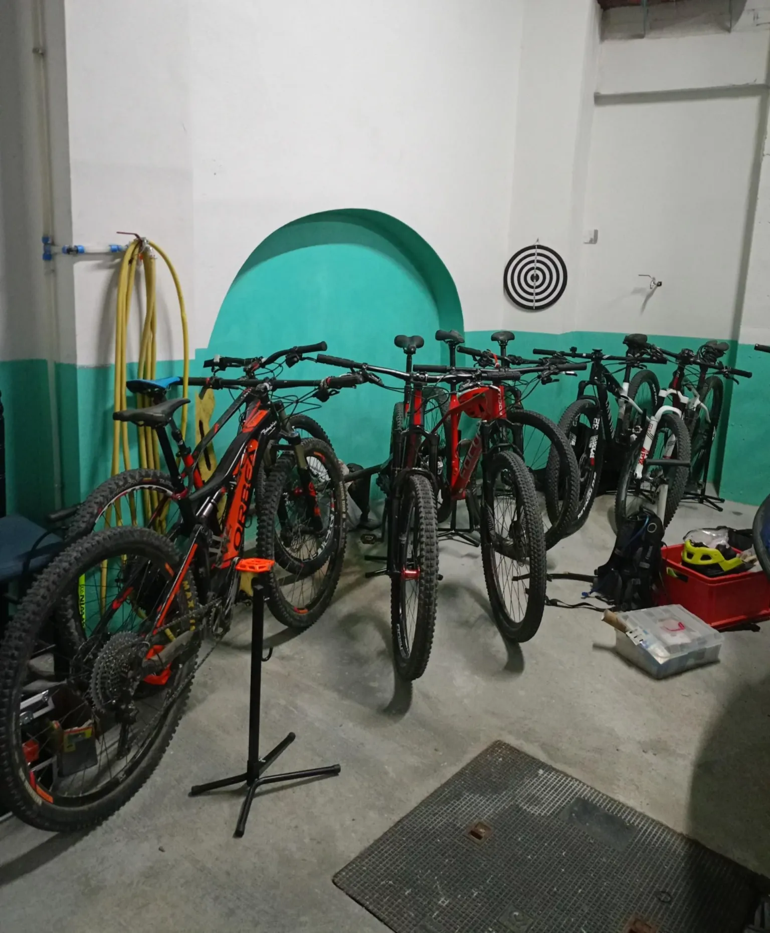 Imagen de amplio garage privado 