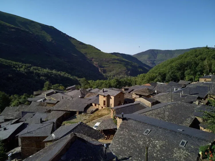 Imagen de Aldea y la vivienda