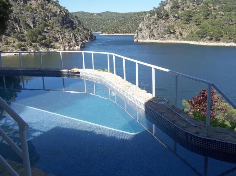 Imagen de piscina exterior