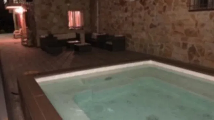 Imagen de jacuzzi