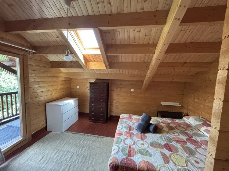 Imagen de Habitación principal con cama de matrimonio