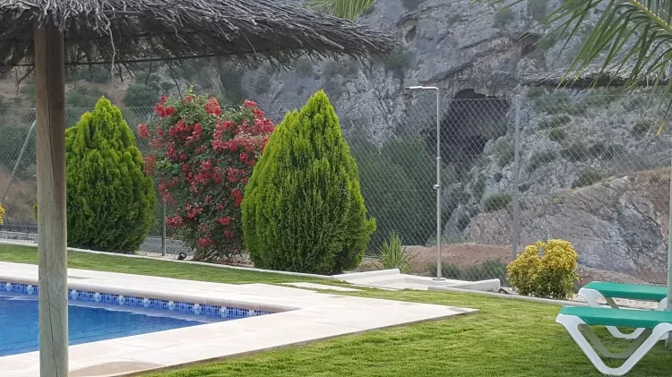 Imagen de Piscina y Cueva del Gato
