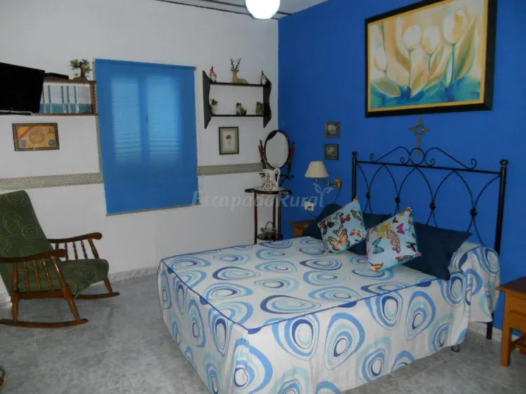 Imagen de Dormitorio con cama de 1.35 M.