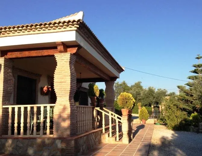 Imagen de Fachada principal de Villa Antisa