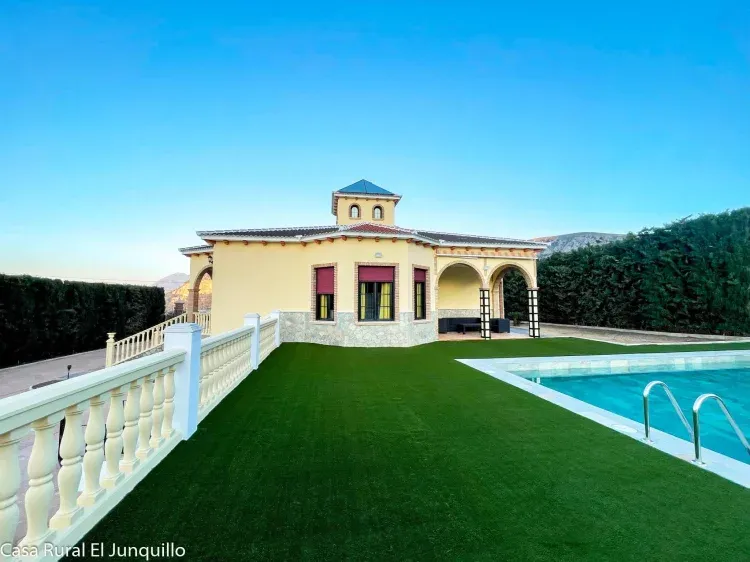 Imagen de Jardín piscina