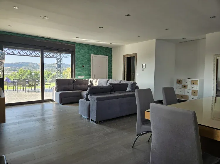 Imagen de SALON COMEDOR
