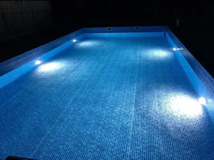 Imagen de piscina