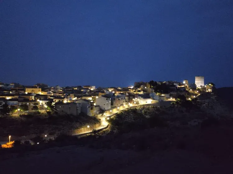 Imagen de Vistas del pueblo desde la Casa del Halcón