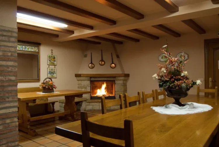 Imagen de Casa Senda Bardenas_ Bodega-Chimenea