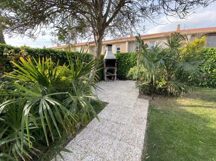 Imagen de Casa Senda Bardenas_ Barbacoa-jardín