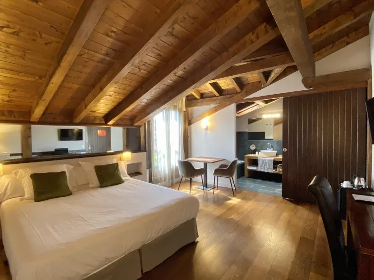 Imagen de Junior suite Cueva de Basajaun