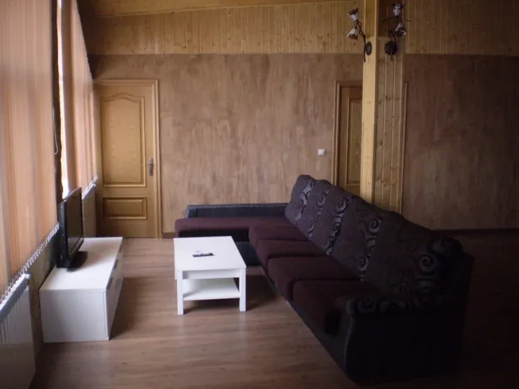 Imagen de Amplio salón de estar.