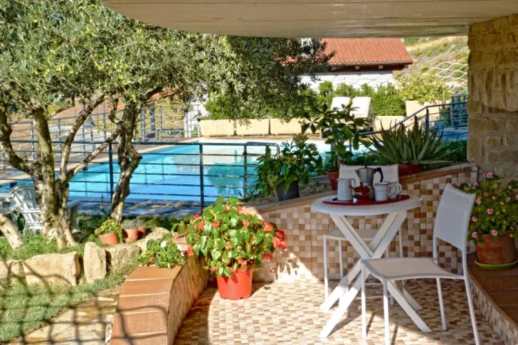Imagen de Uno de los rincones mas íntimos de la casa para un relajante desayuno