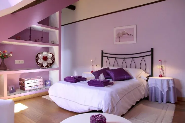 Imagen de Habitación violeta