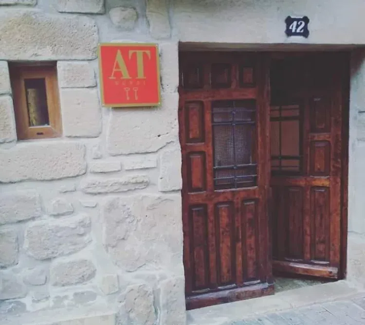 Imagen de Puerta principal
