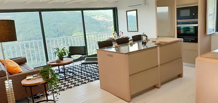 Imagen de Salón con cocina integrada