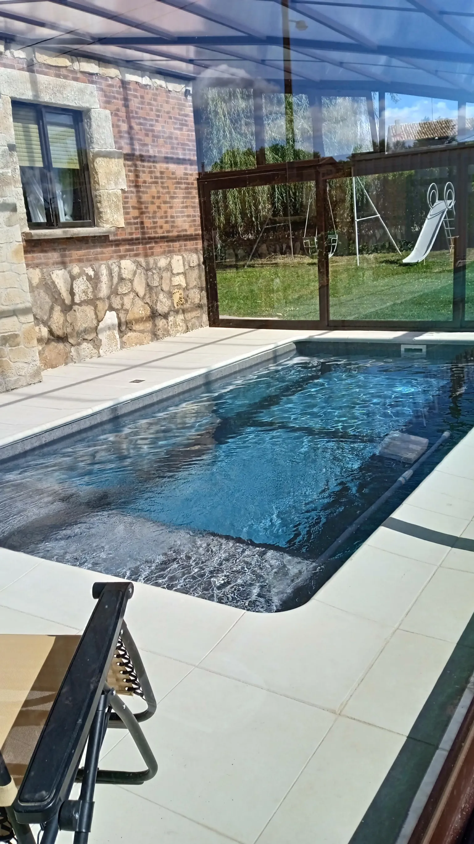 Imagen de piscina climatizada