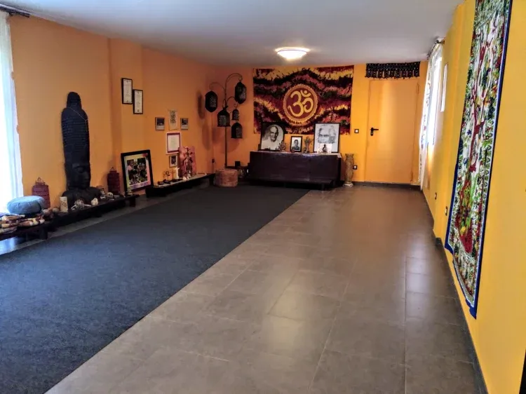 Imagen de Amplia sala de actividades