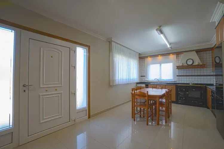 Imagen de entrada y cocina