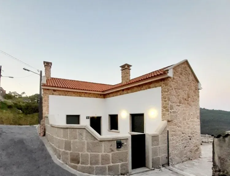 Imagen de Casa completa con aparcamiento y terraza con vistas