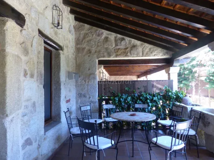 Imagen de porche entraca casa rural