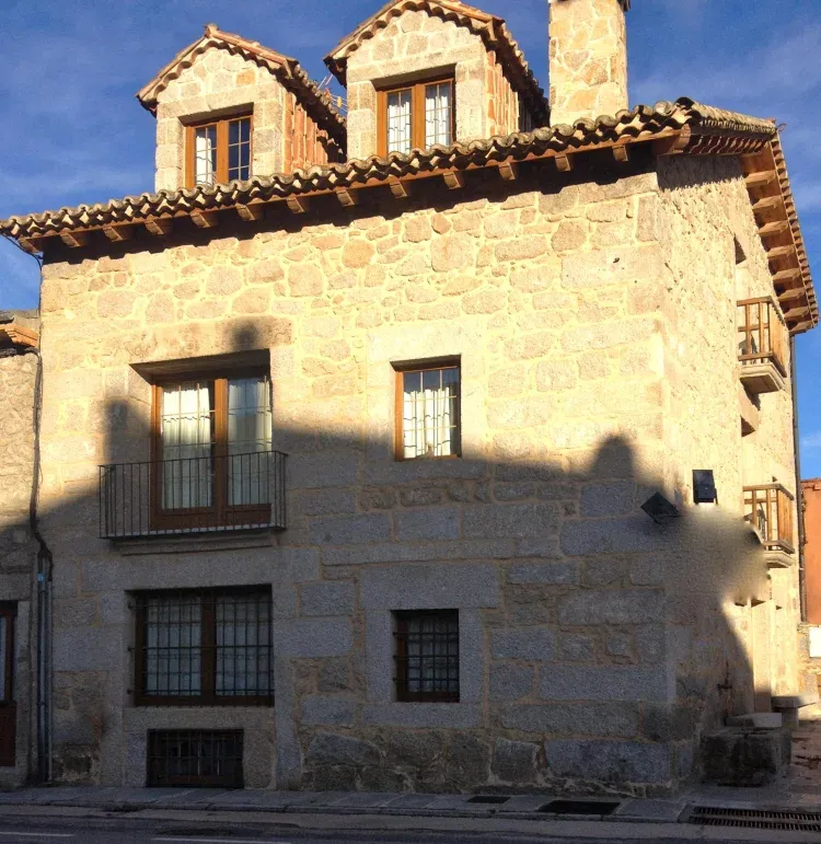 Imagen de Vista frontal de la casa