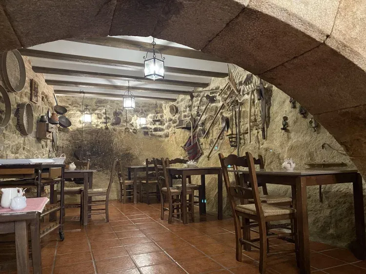 Imagen de Bodega donde se sirven los desayunos