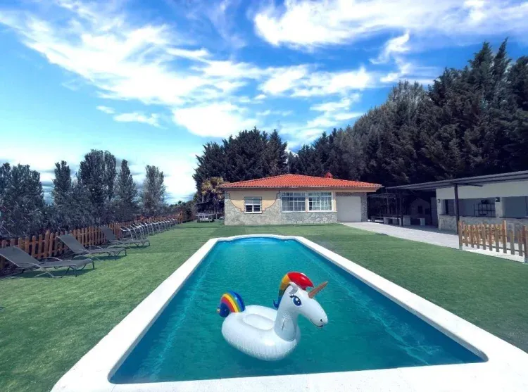Imagen de El charro . Chalet piscina privada en salamanca 