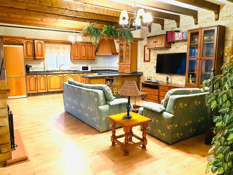 Imagen de SALON COMEDOR