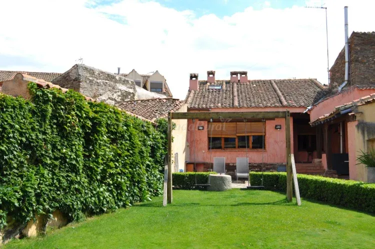 Imagen de jardín y patio.