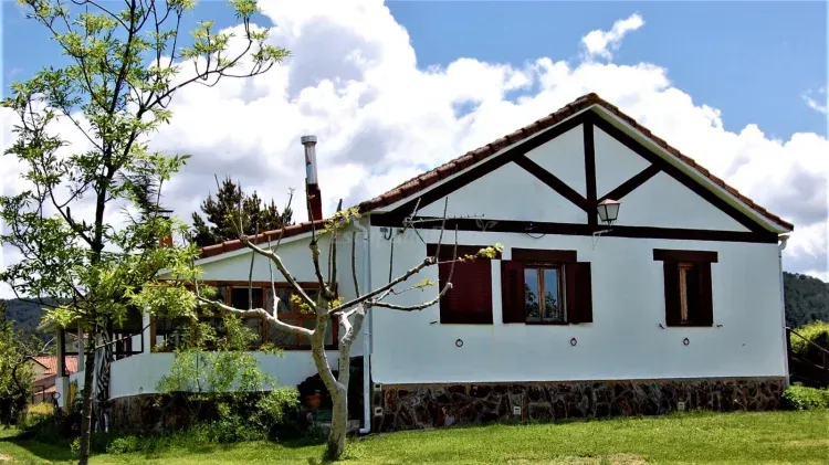 Imagen de Casa y Jardín lado Oeste