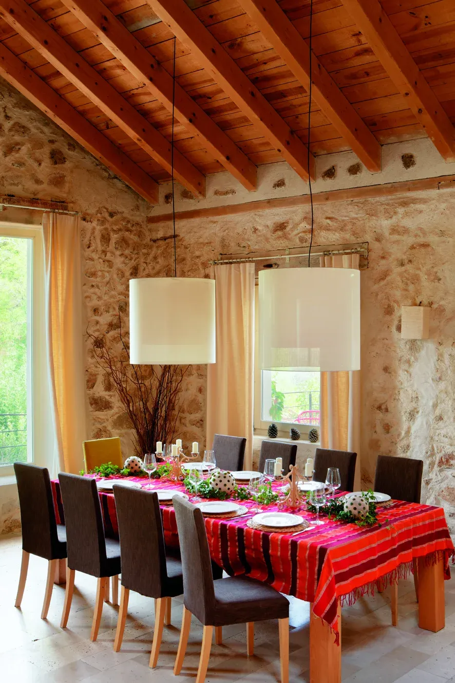 Imagen de Comedor en la cocina.  Imagen cedida por la revista Casa y Campo