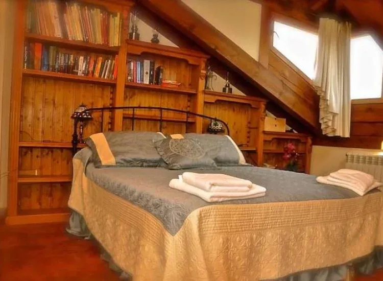 Imagen de Habitación abuhardillada