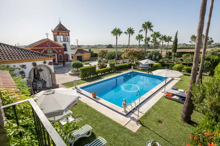 Imagen de JARDINES -PISCINA