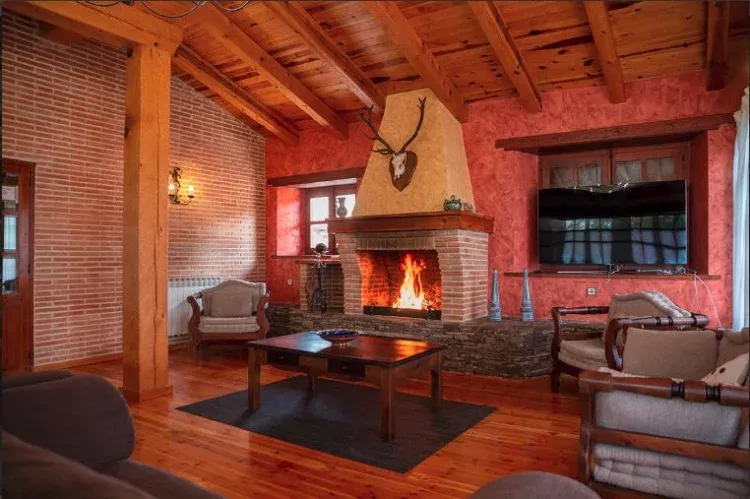 Imagen de salon chimenea