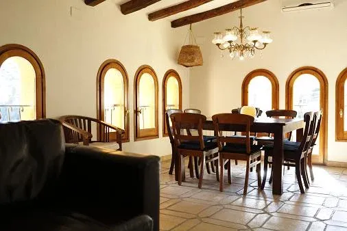 Imagen de Sala de estar con chimenea en la segunda planta