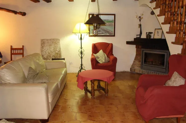 Imagen de Salón con chimenea